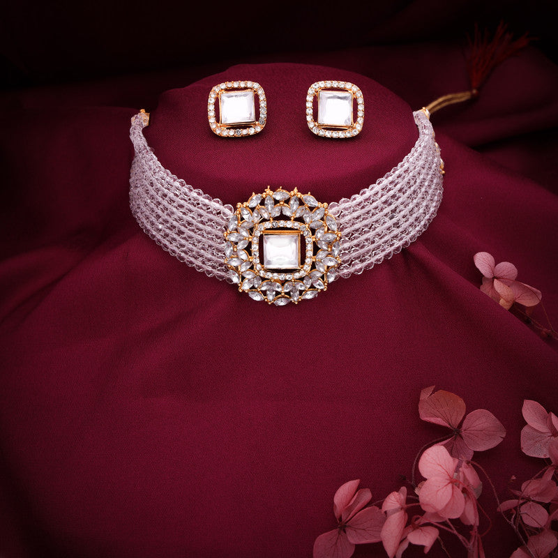 Tehzeeb Creations Brass Gold-Polished Gold, White, White Jewel Set