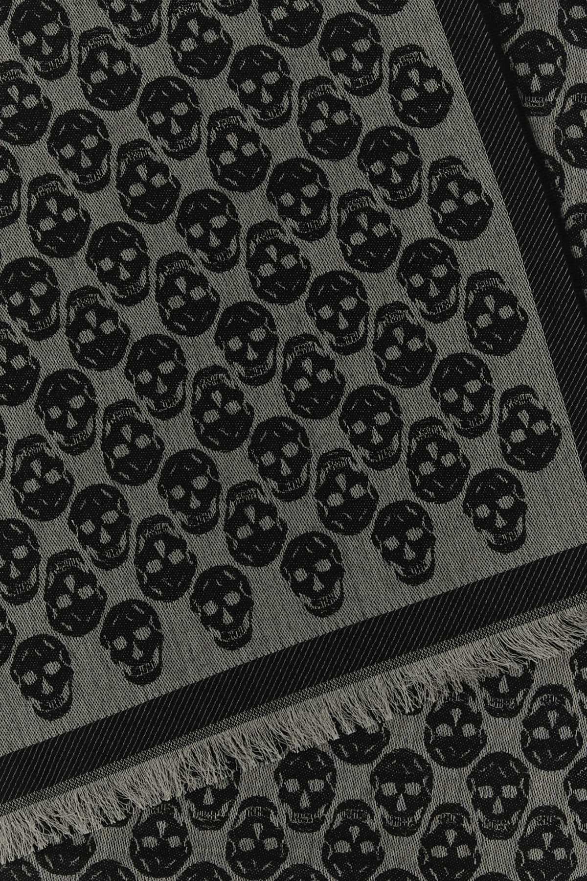 Alexander Mcqueen Men Embroidered Wool Blend Foulard