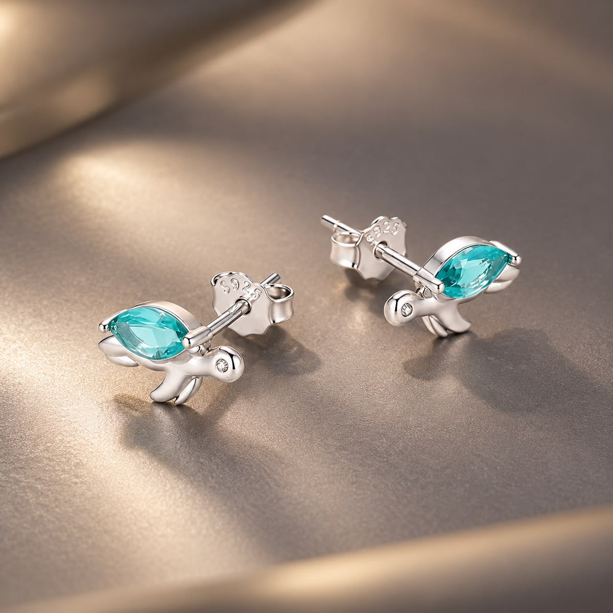 925 Sterling Silver White Gold Plated Transparent Glass CZ 0.6x0.9cm Earrings for Women