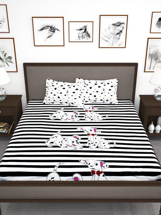 Story@home White & Black Cartoon Characters King Bedsheet with 2 Pillow Covers