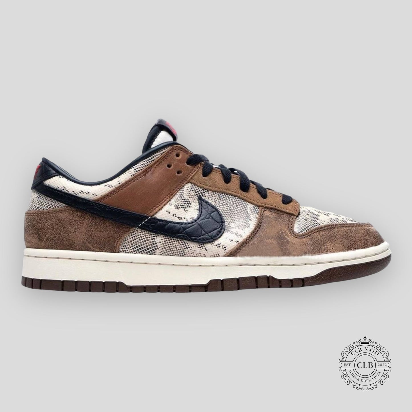 NIKE DUNK LOW PREMIUM CO.JP “BROWN SNAKESKIN”