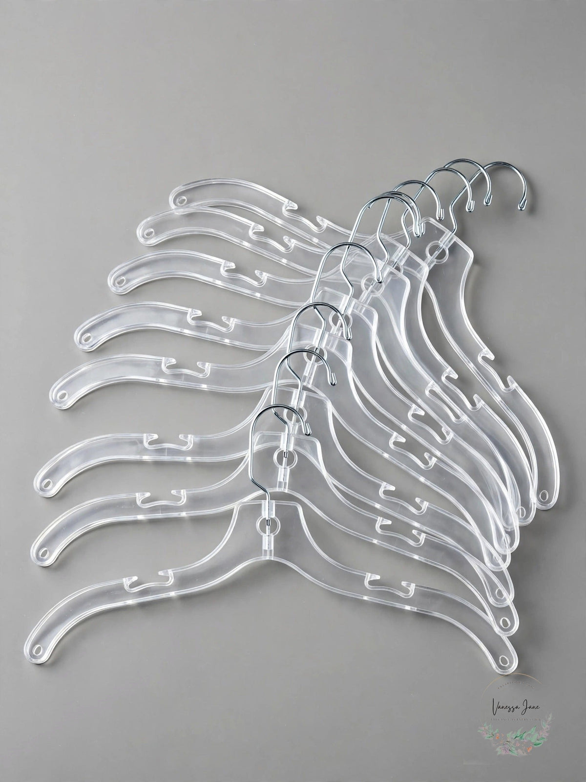 Crystal Plastic Cut Dress Hanger with Metal Hook (7-Pack)