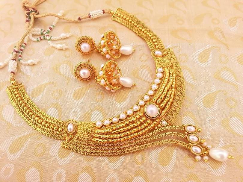 White Kemp Designer Bridal Necklace Set