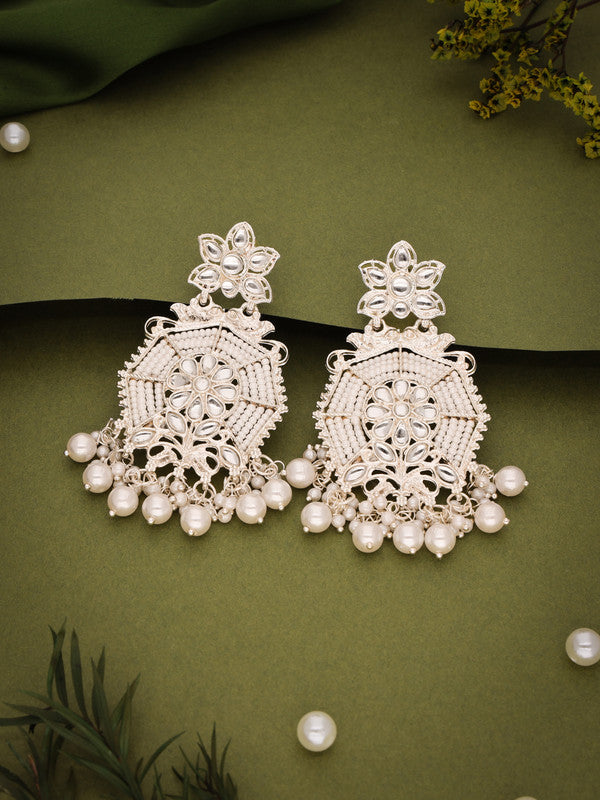 Tehzeeb Creations Fashionable Gold Earrings Studded With Kundan And Pearl
