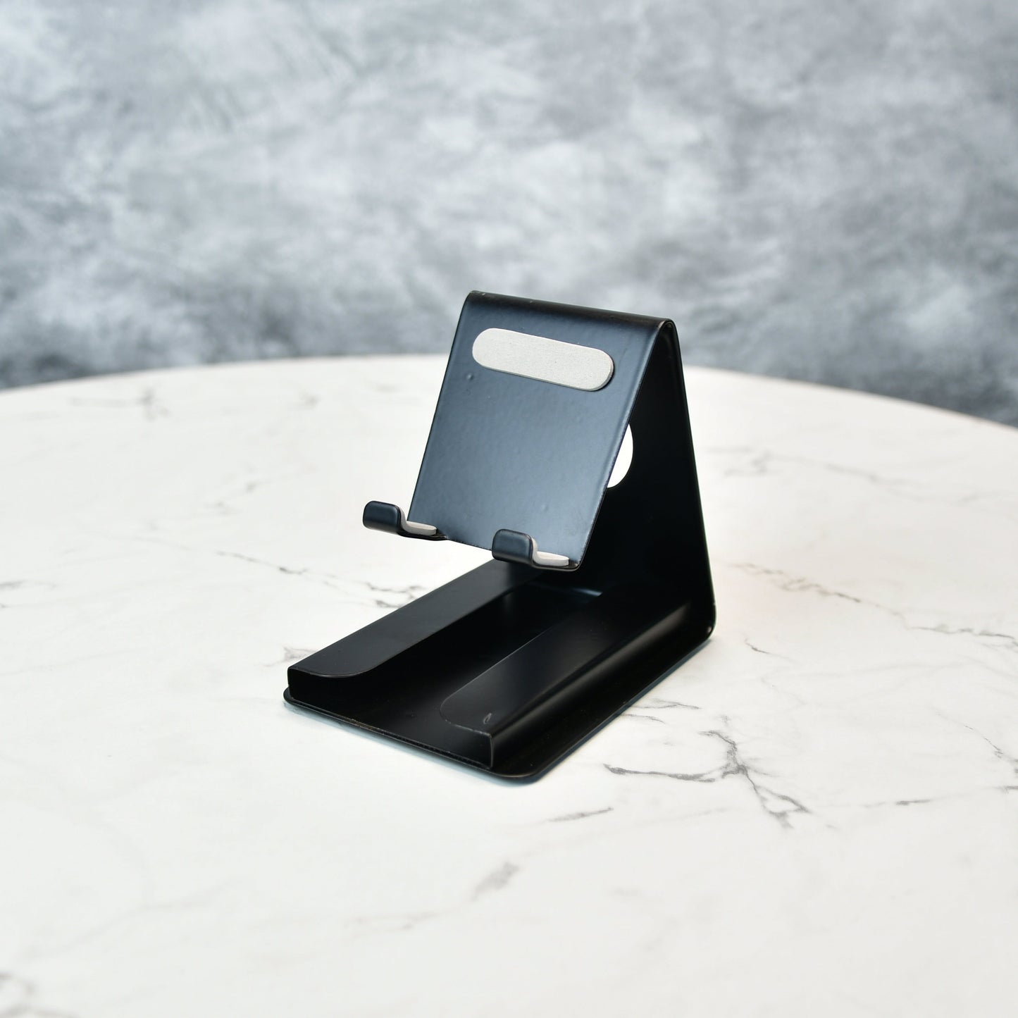 Sowpeace / White Padded Metal Phone Stand with Card Holder