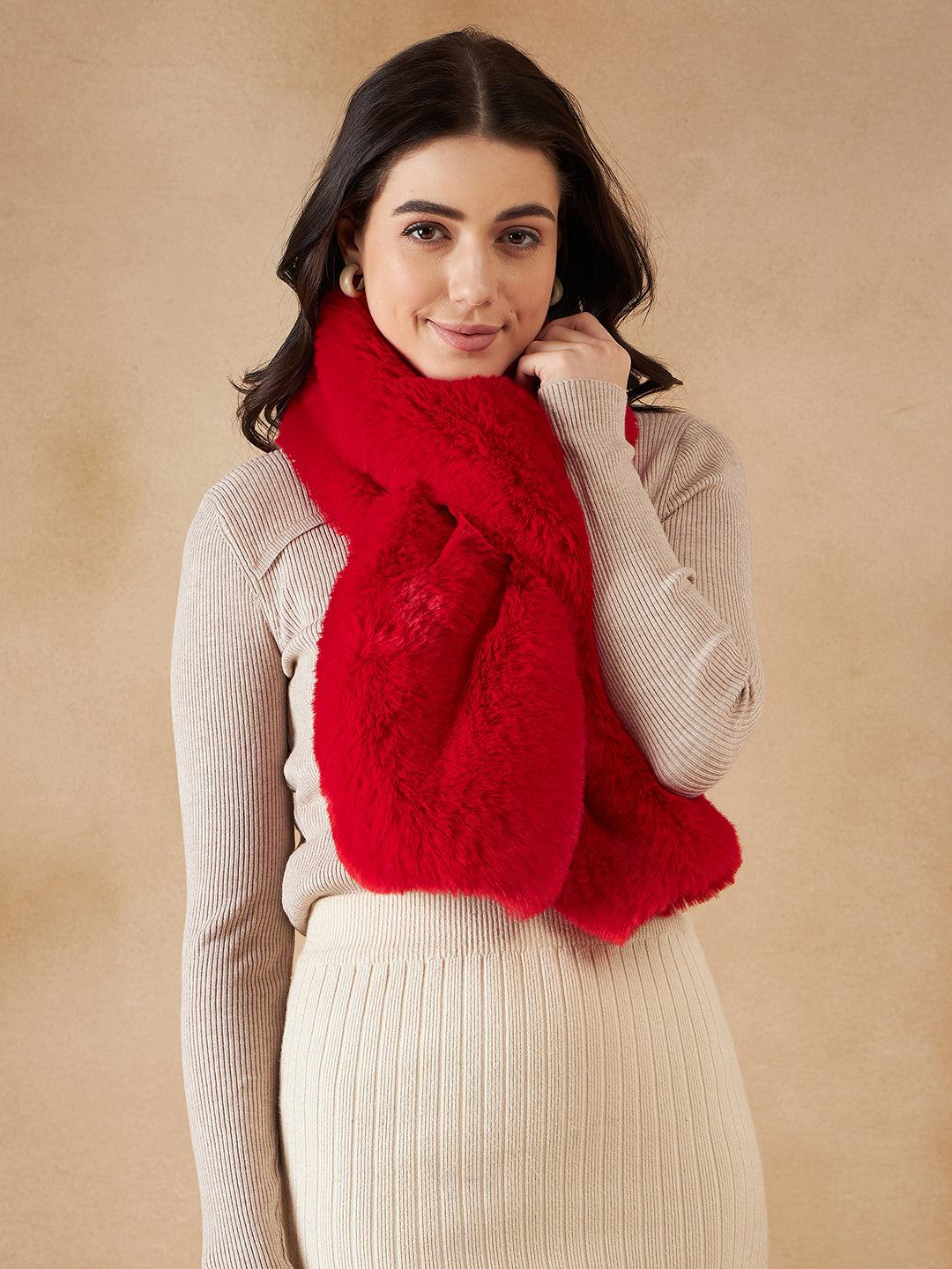 InWeave Women's Cherry Red Faux Fur Neck Warmer