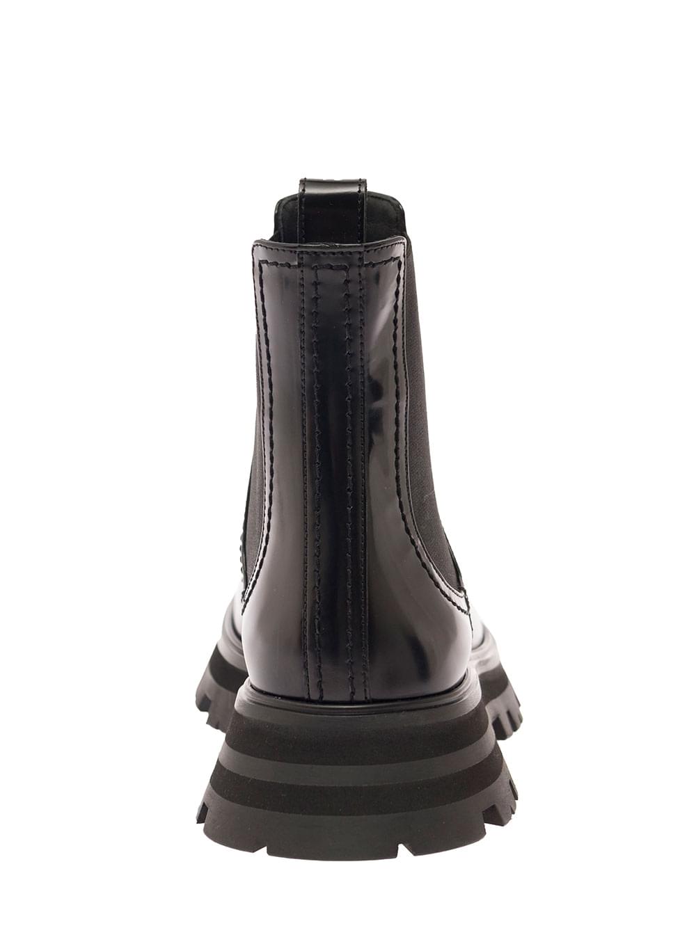 Alexander Mcqueen Women Black Chelsea Boots With Elastic Inserts In Smooth Leather Woman