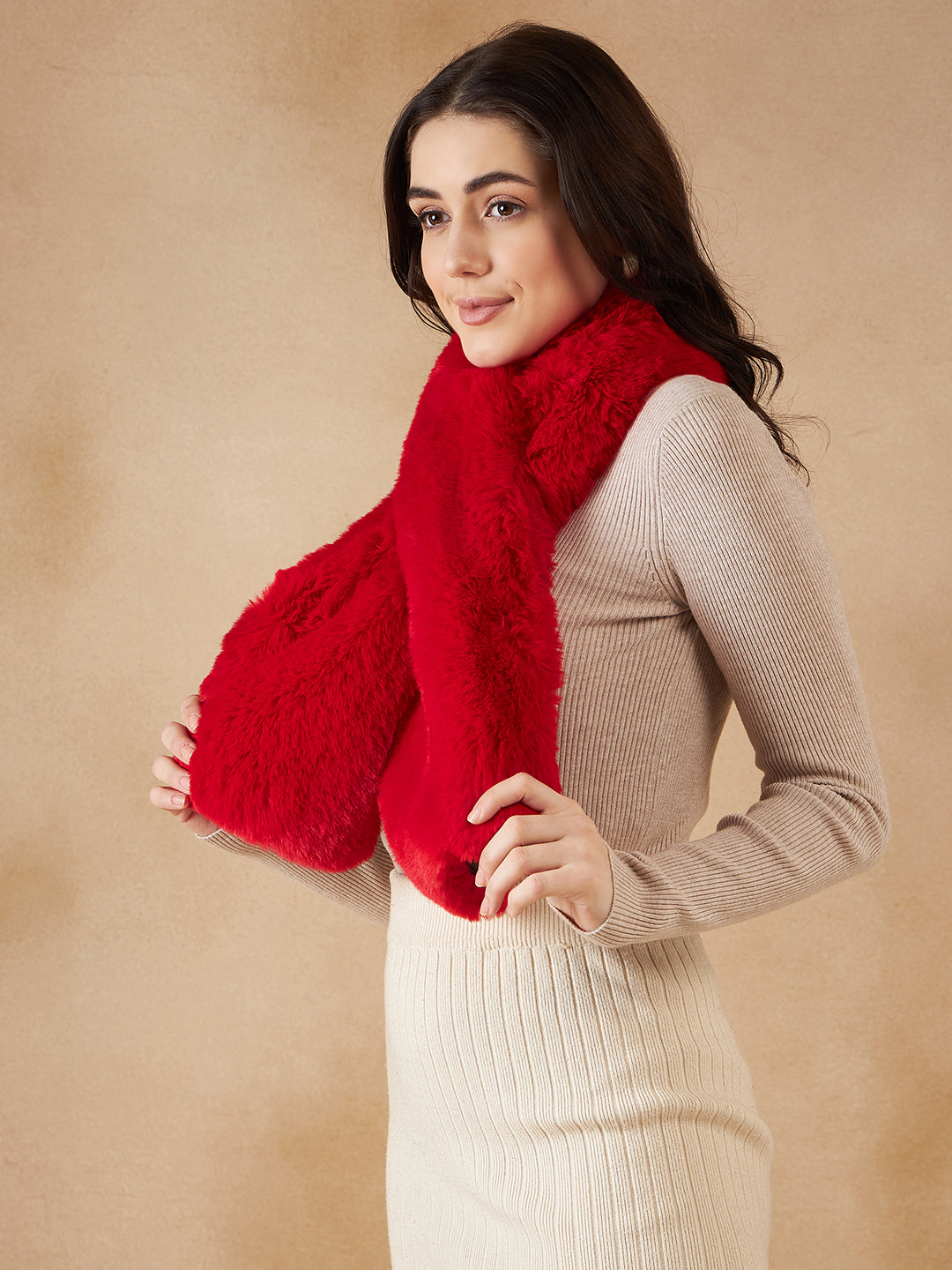 InWeave Women's Cherry Red Faux Fur Neck Warmer