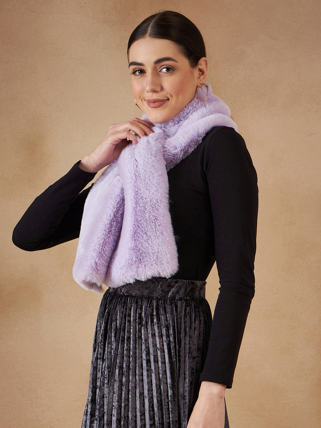 InWeave Women's Light Mauve Faux Fur Neck Warmer