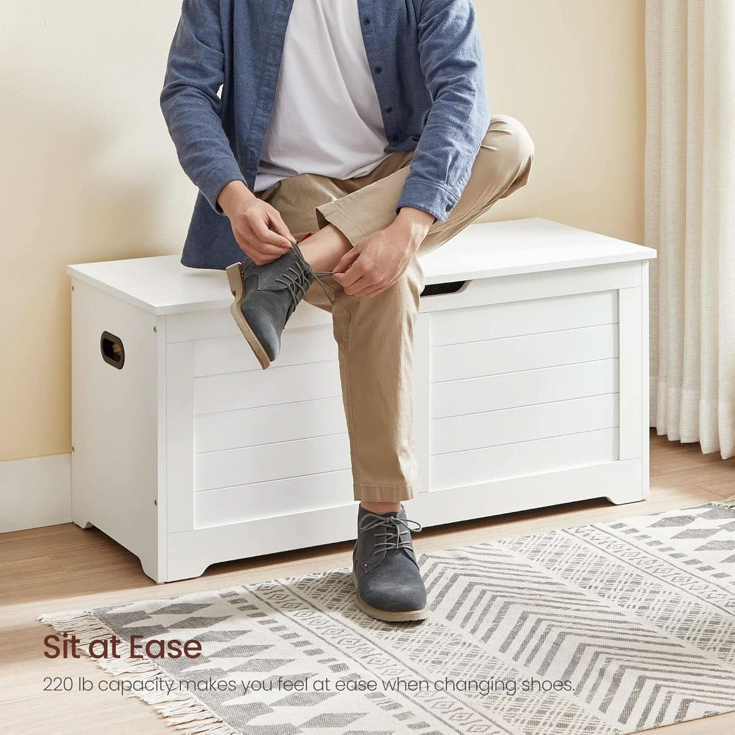 Cloud White LargeCapacity Storage Bench Hinges Chest