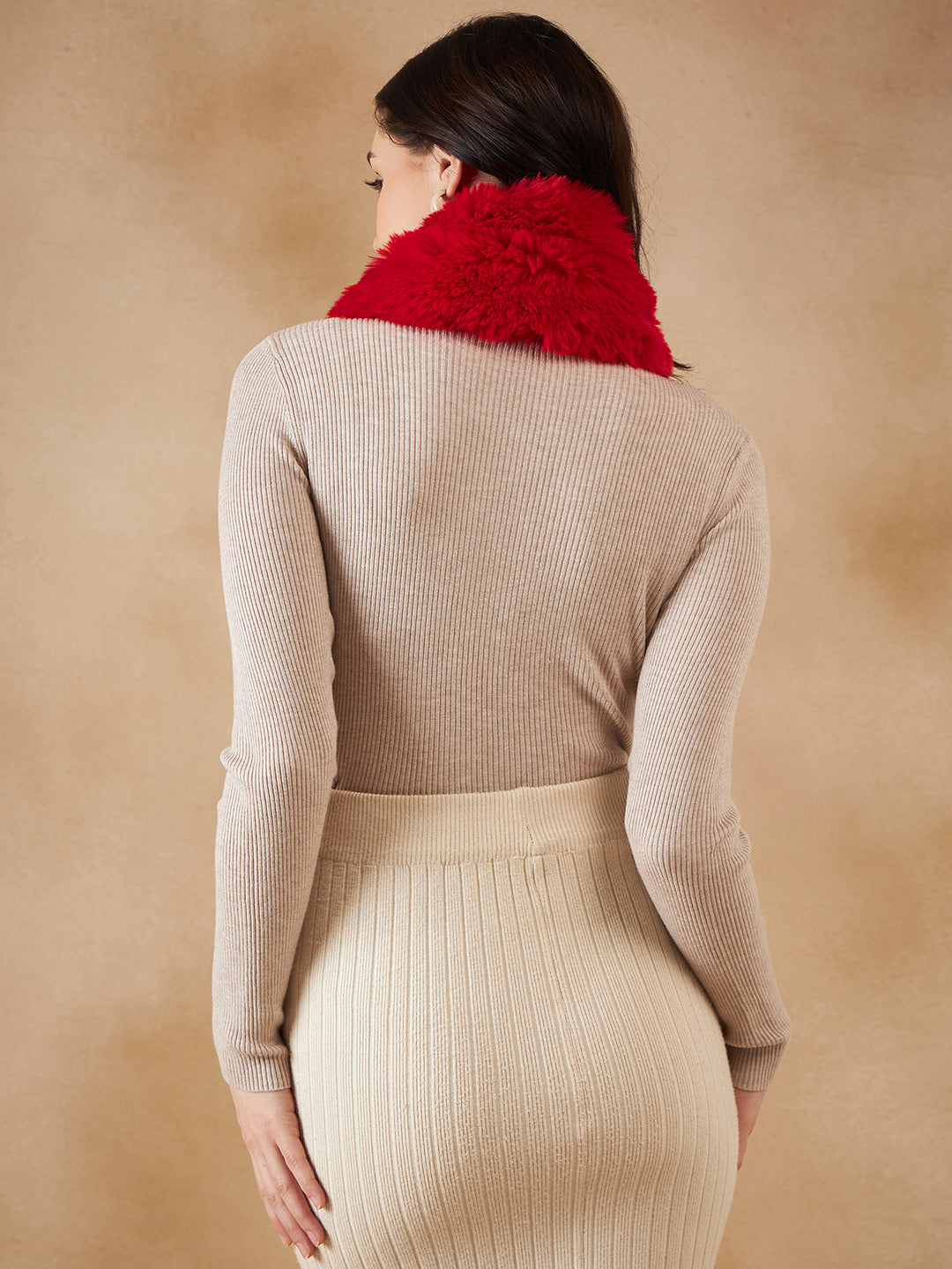 InWeave Women's Cherry Red Faux Fur Neck Warmer