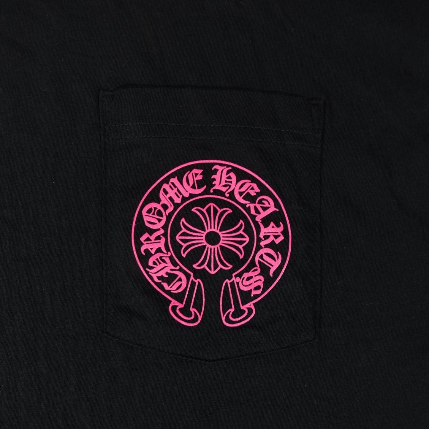 Chrome Hearts Horseshoe Logo Tee in Black/Pink