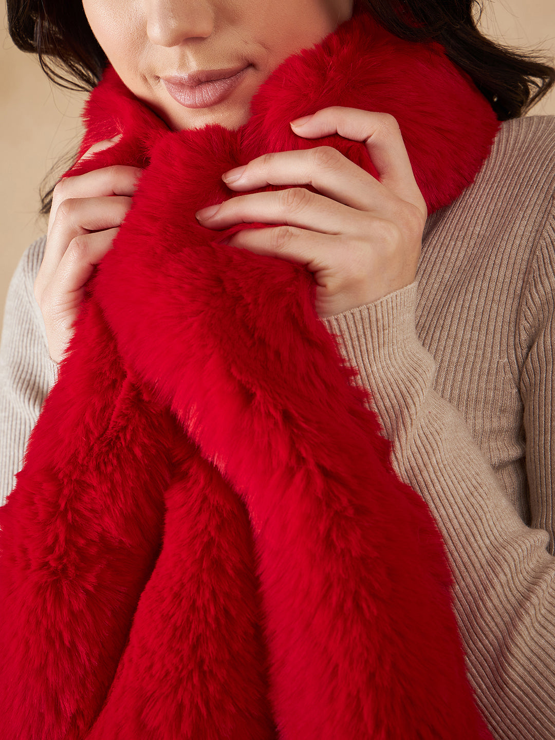 InWeave Women's Cherry Red Faux Fur Neck Warmer
