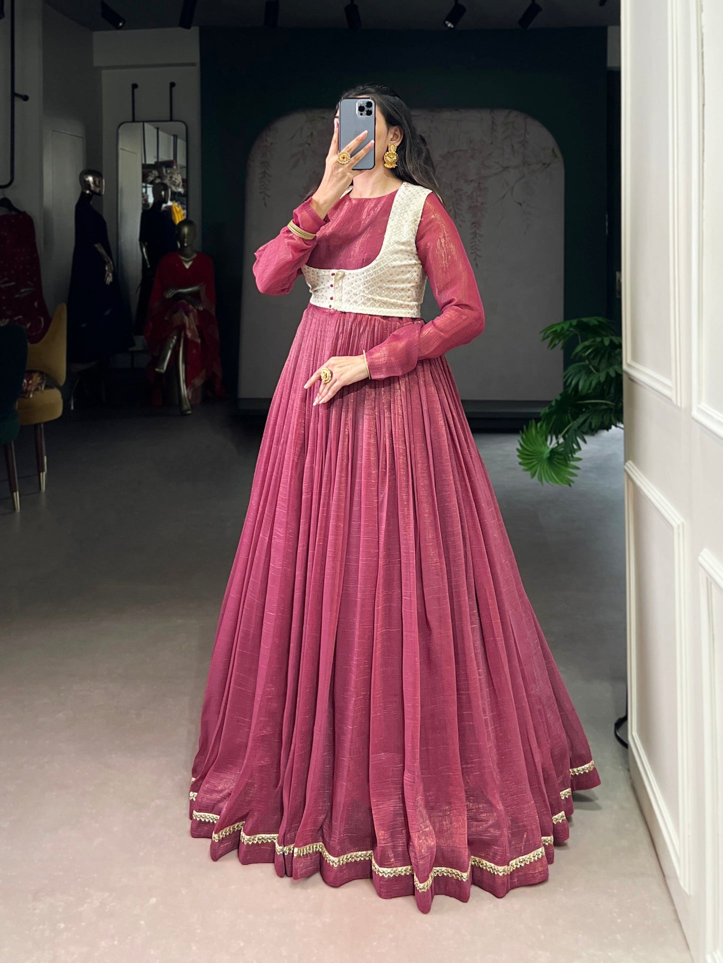 Lorenvalley Fashion Pink Silver Glosy Crunchy Lace Touch Up Gown with Koti