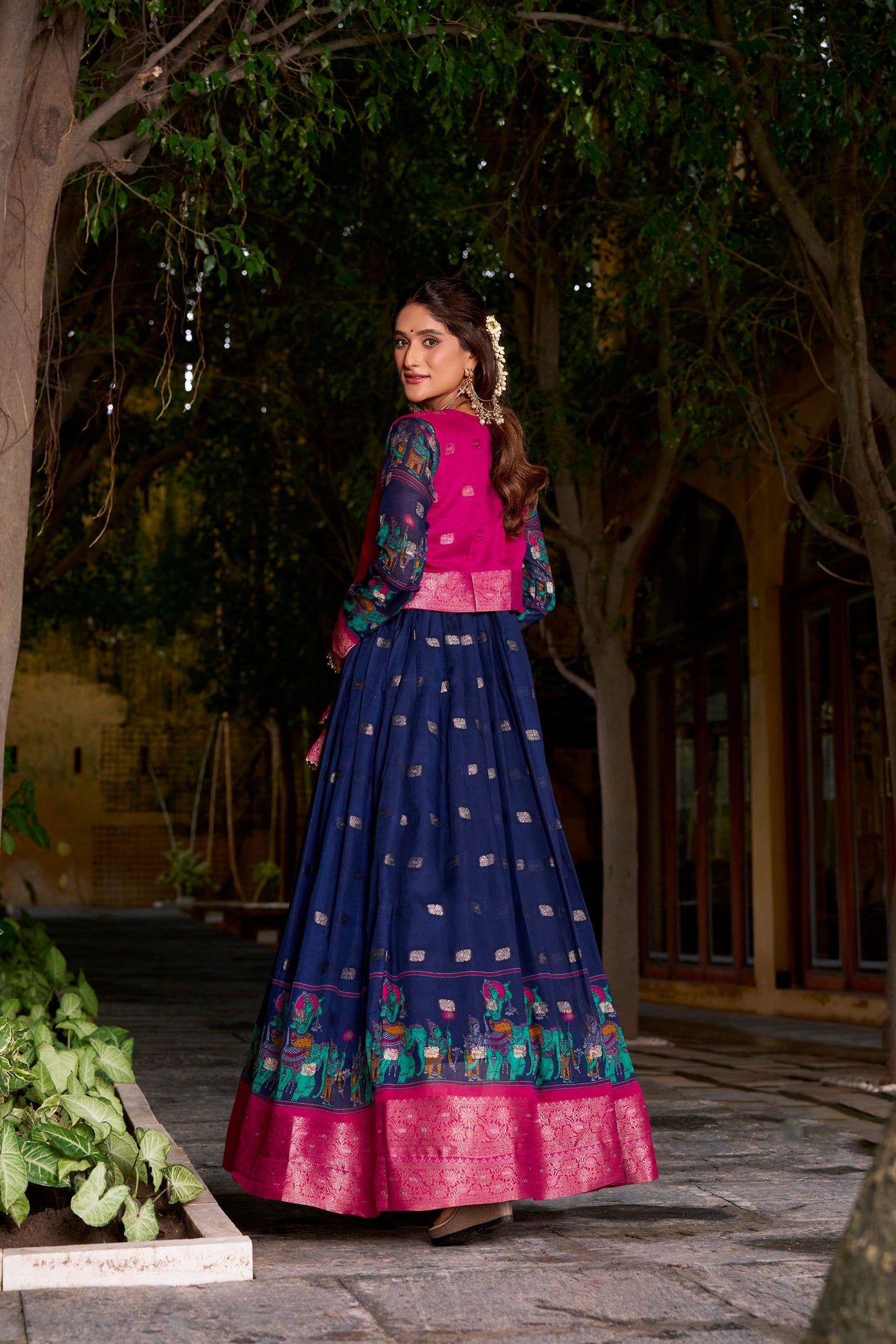 Lorenvalley Fashion Navyblue Poly Cotton Kalamkari Print With Zari Weaving Work Border Gown with Koti