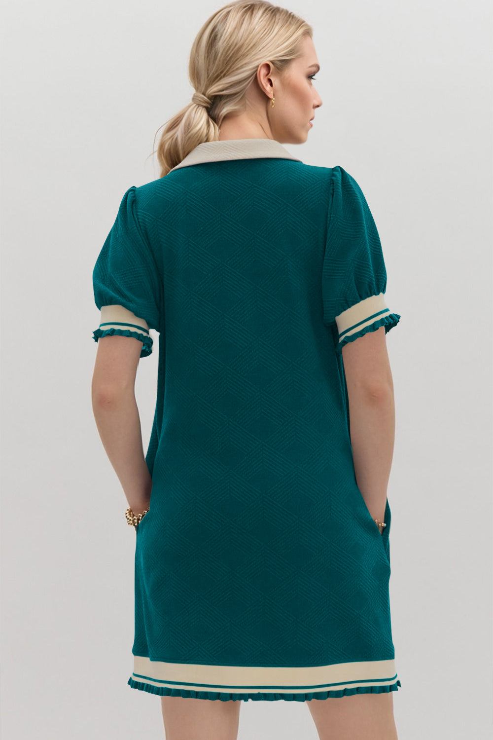 Trendy Contrast Short Sleeve Mini Dress Soft & Comfortable Casual Dress for Women
