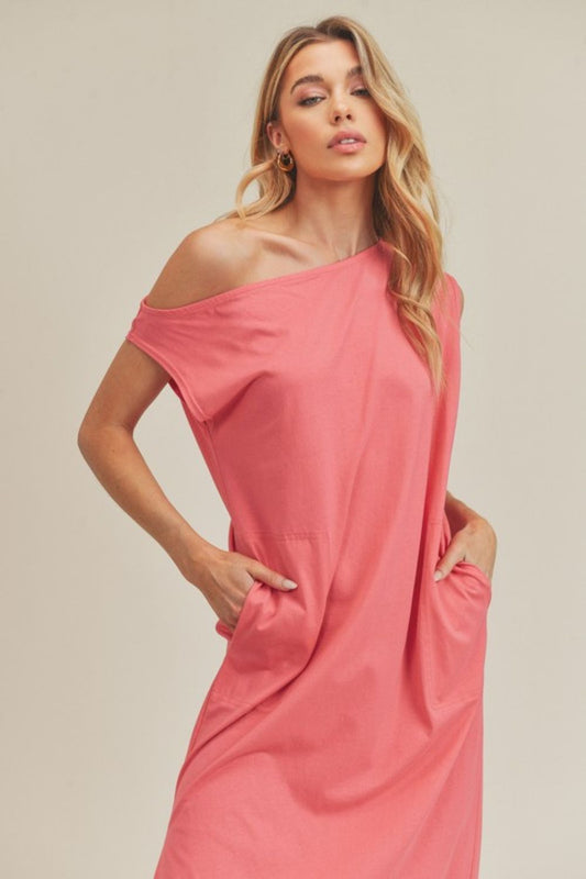 Side Slit Round Neck Sleeveless Midi Dress For Women Versatile, Chic & Comfortable for Any Occasion