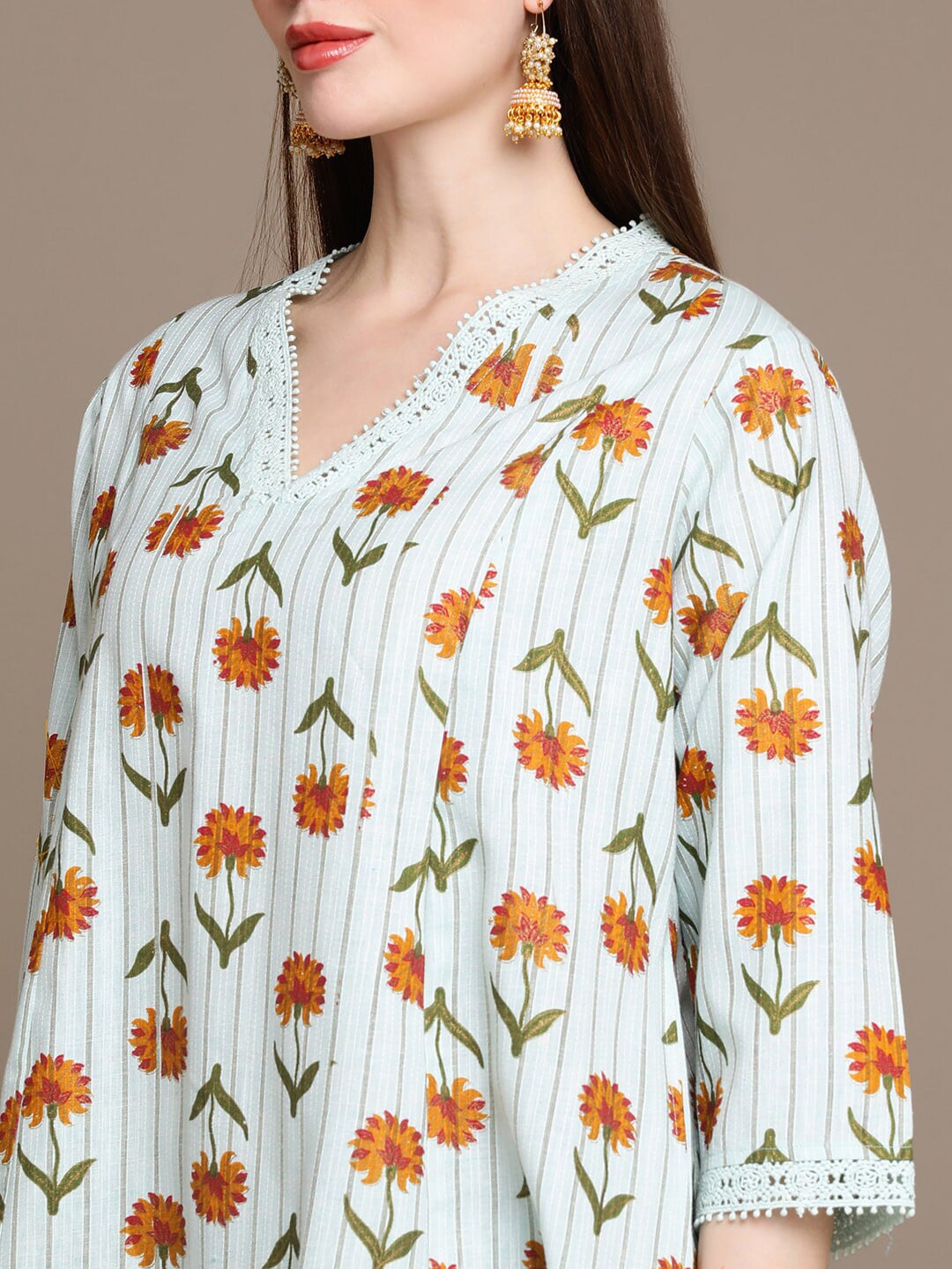 HERE&NOW Floral Printed Lace Inserted V-Neck Kurti with Trousers