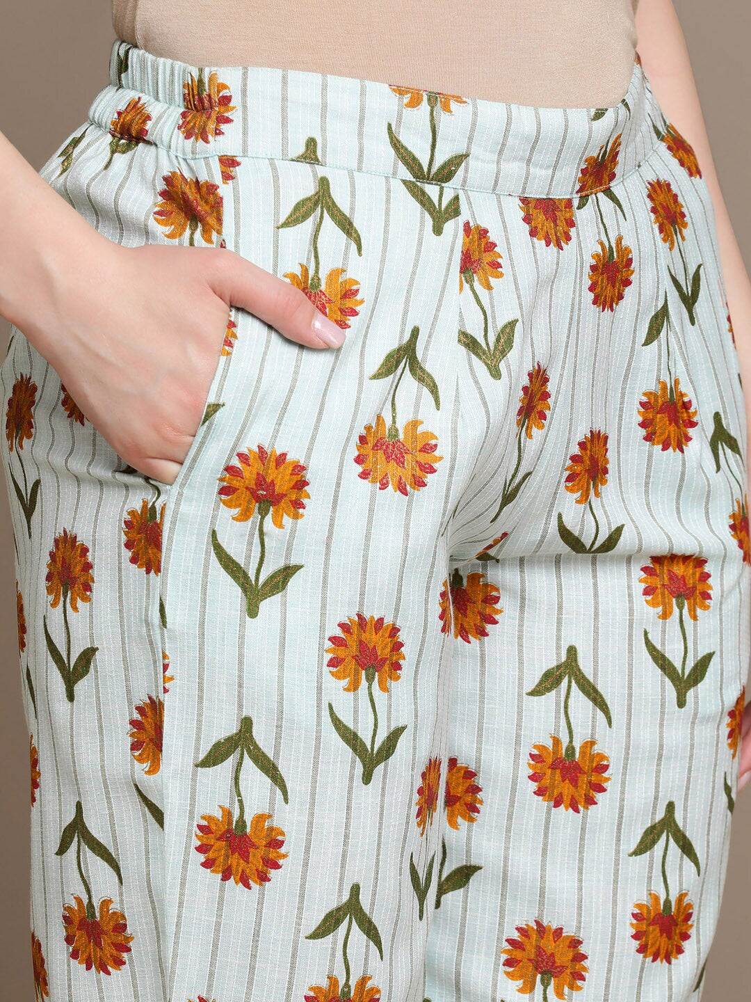 HERE&NOW Floral Printed Lace Inserted V-Neck Kurti with Trousers