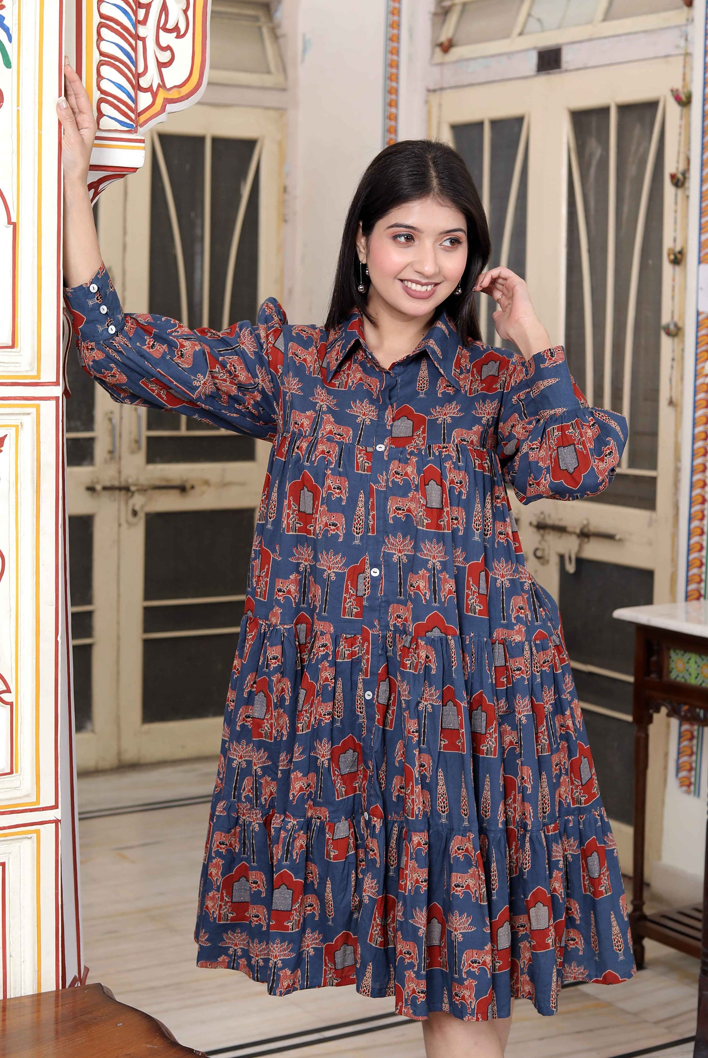 Miravan Women's Blue And Red Animal Print Pure Cotton Loose Fit Tiered A-Line Dress