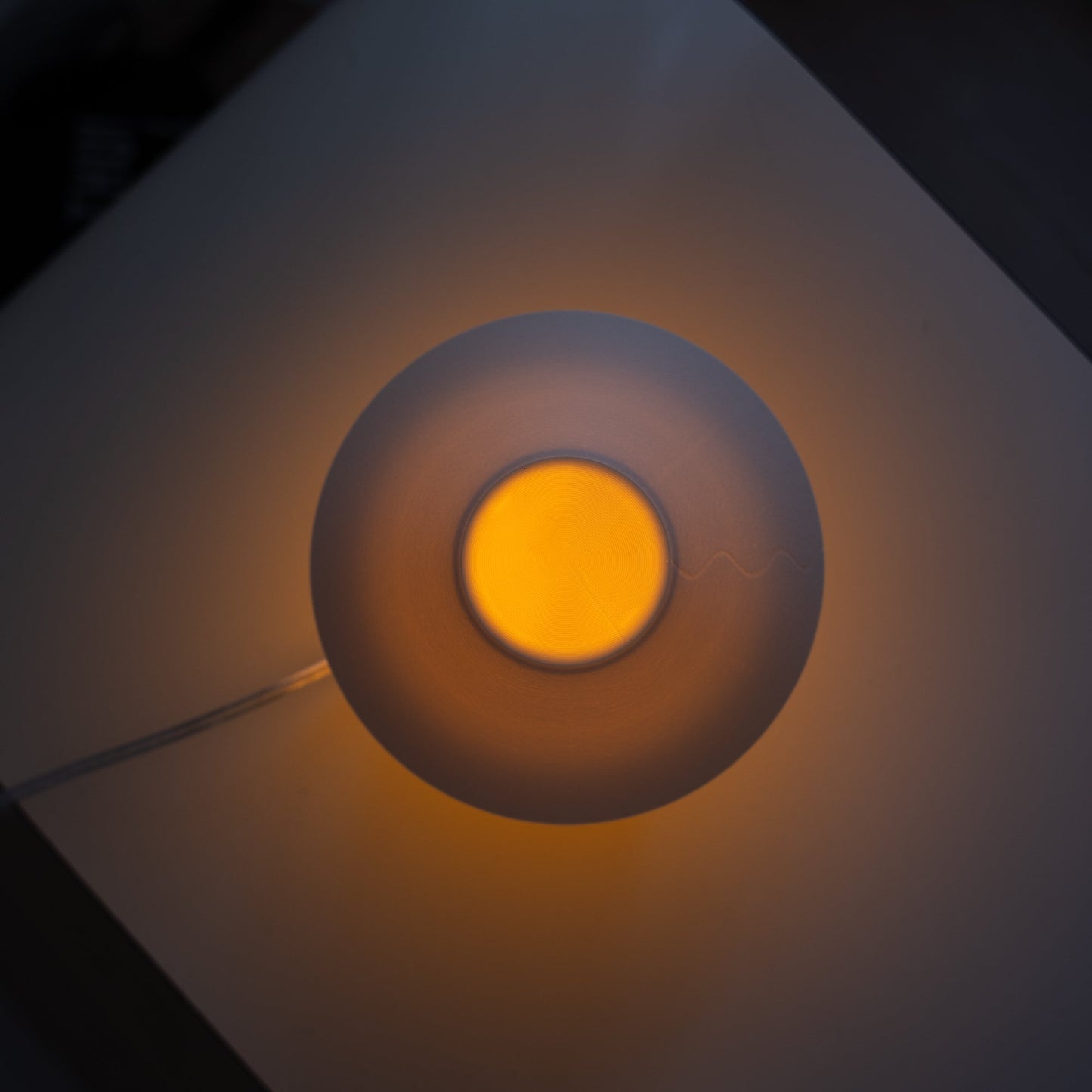 Scoop Lamp