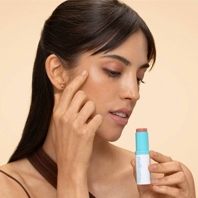 Neutrogena Hydro Boost Hydrating Multi-Use Highlighter Stick 0.26oz - Imperfect Box