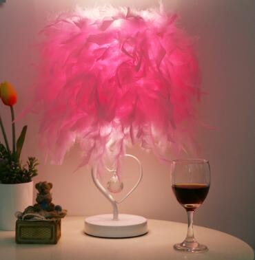 STEVVEX Reading Room Luxury Interesting Decor Heart Shape Feather Crystal Lamp Table Lamp for bedroom Light art decor home planetarium