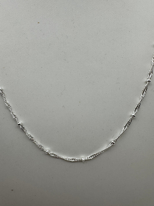 And Now This Silver Plated Box Link 18″ Chain Necklace