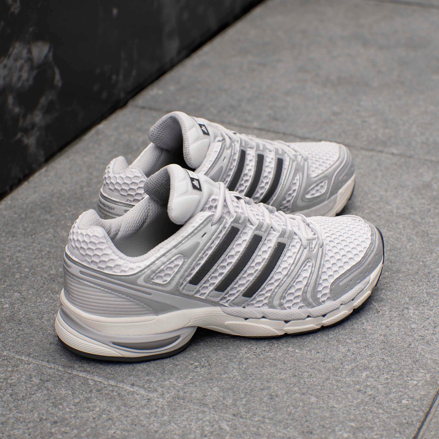 Adidas Mens Adistar Control 5 - Silver