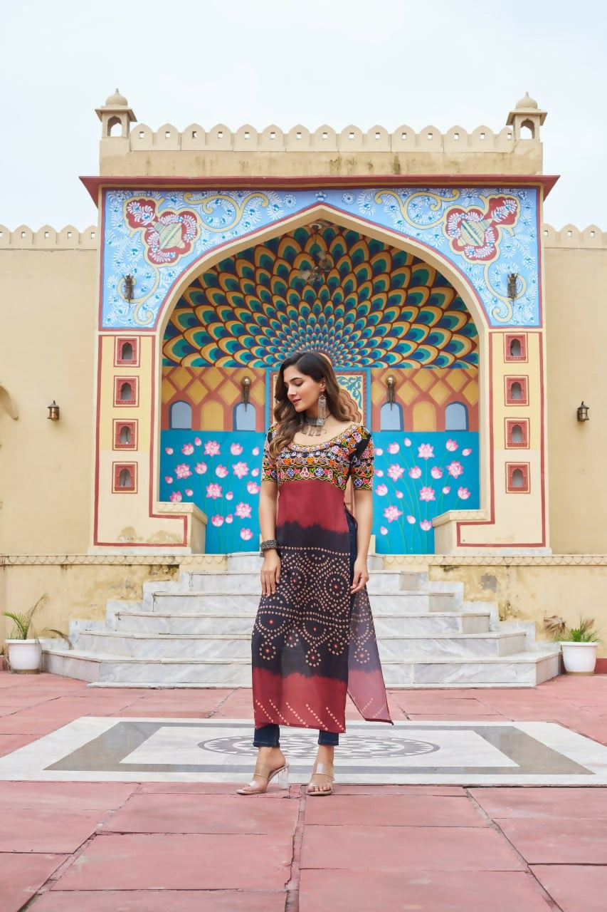 Vastranavya Black Navratri Special Kutchi Gamthi Work with Printed Kurti