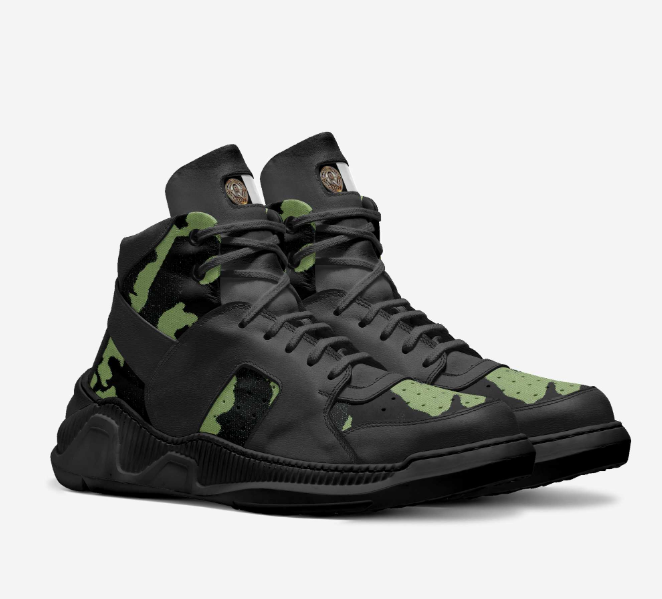 QE Moment Sneakers