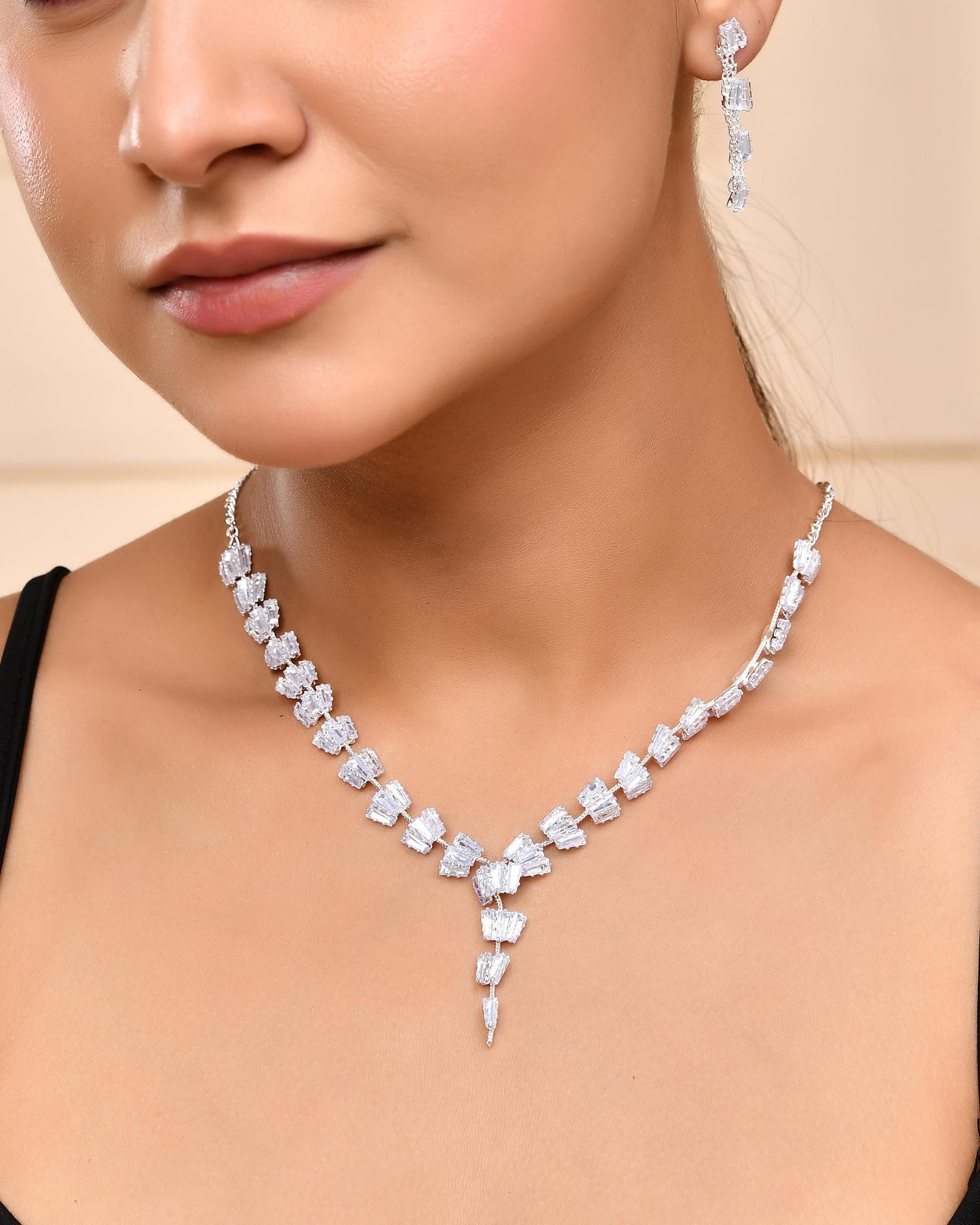 VOJ Silver Plated Artifical Stone Studded Necklace Set
