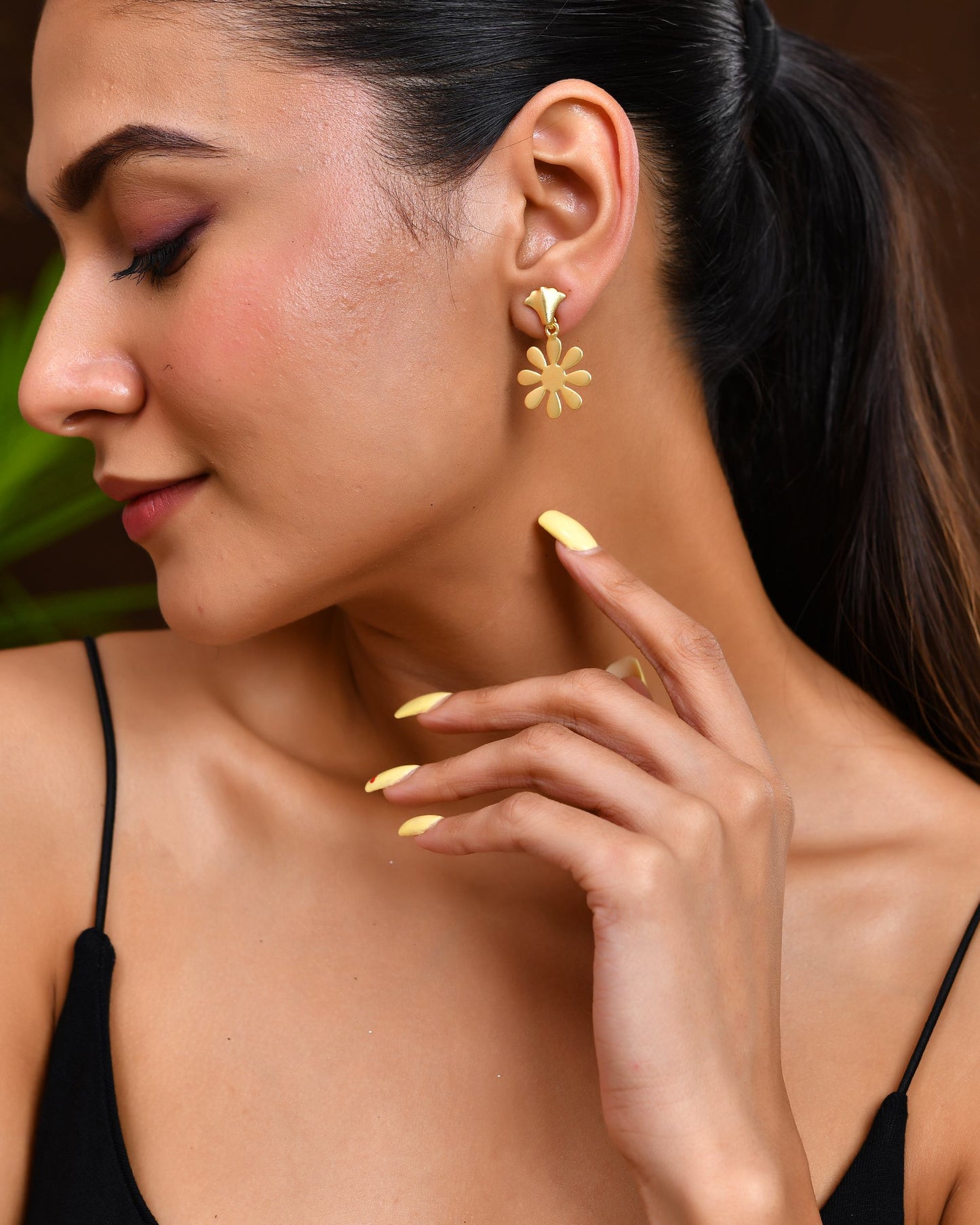 VOJ Gold Polished Anti Tarnish Flower Shaped Drop Earrings