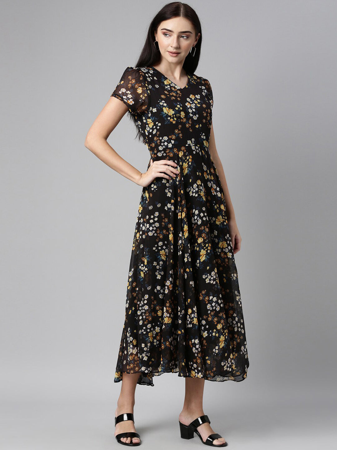 Souchii Women Black Floral Chiffon Maxi Dress