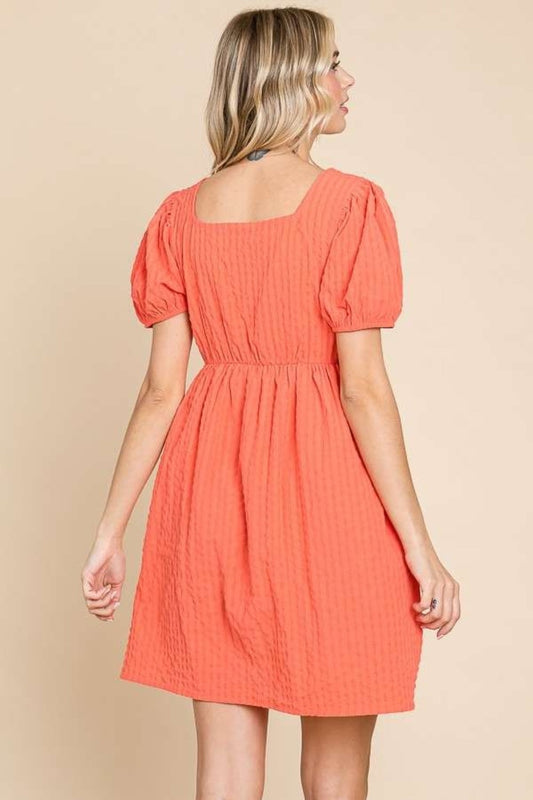 Textured Square Neck Short Sleeve Dress – Square Neck Dress, Textured Short Sleeve Dress, Classic Square Neck Dress, Casual Short Sleeve Dress, Stylish Square Neck Dress, Modern Textured Dress