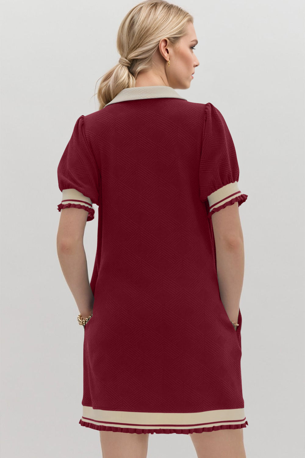 Trendy Contrast Short Sleeve Mini Dress Soft & Comfortable Casual Dress for Women