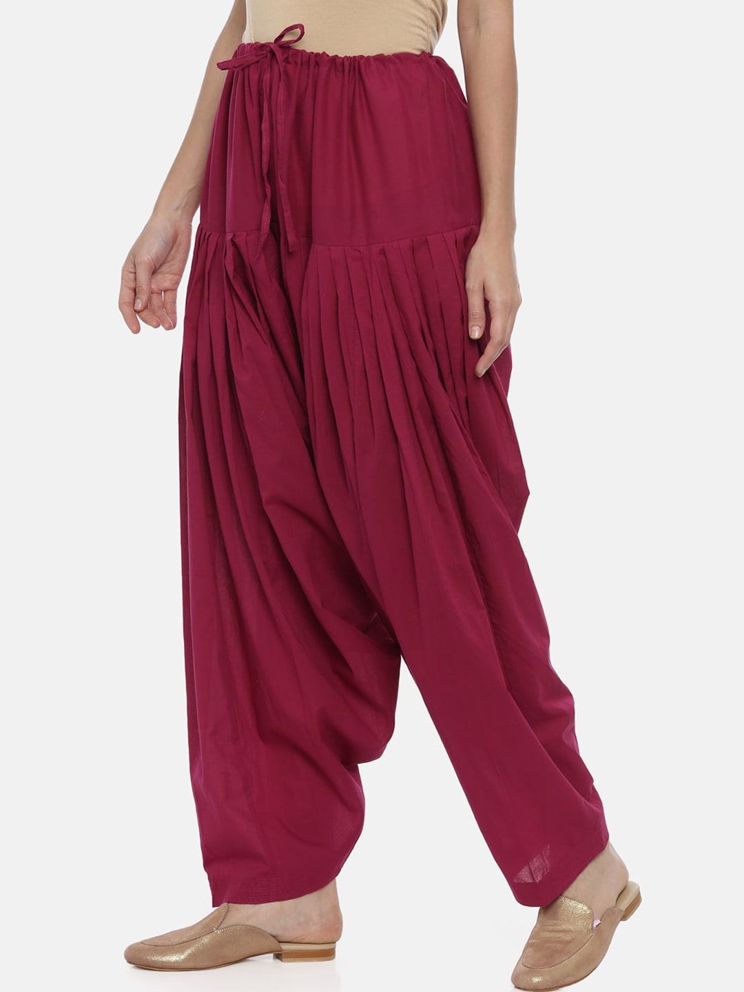 Souchii Maroon Solid Regular-Fit High-Rise Patiala