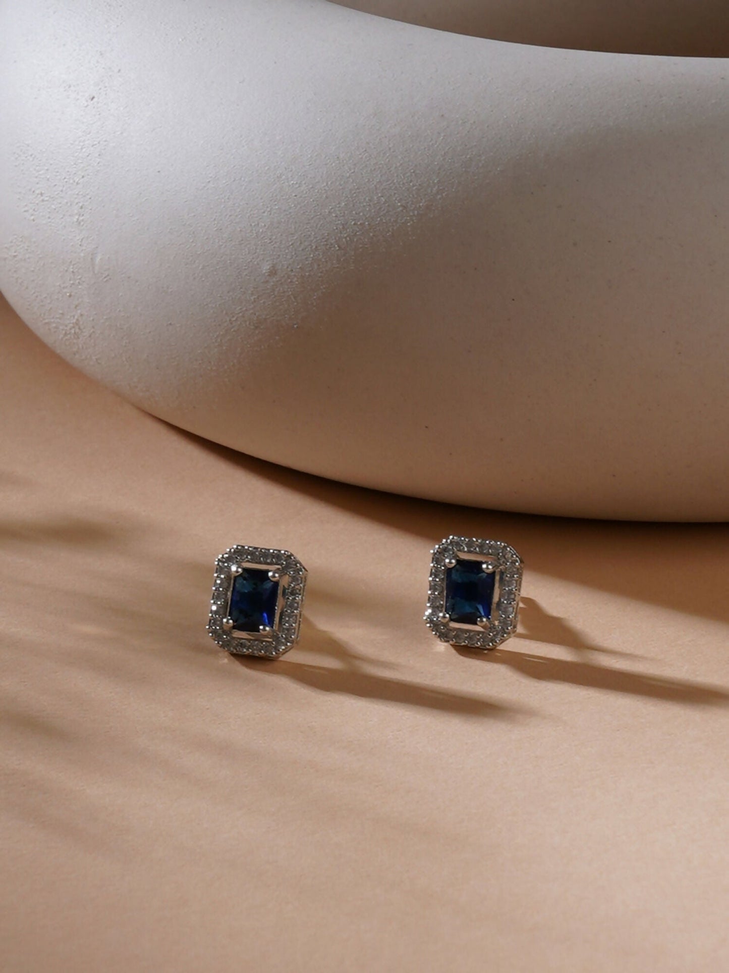 stone stud (Blue) - Ruby Raang