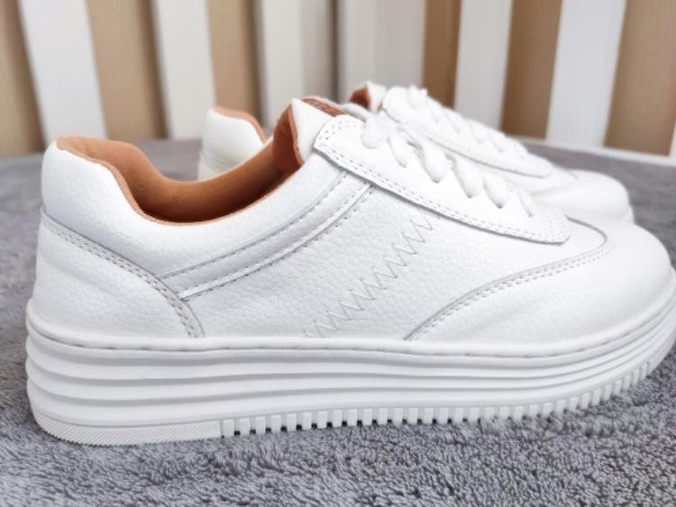White Split Leather Lace Up Casual Luxury Leather Women's Fashion Flat Sneakers