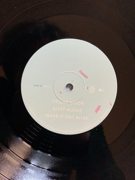 Snow (VINYL) | Mint (M) Mint (M)