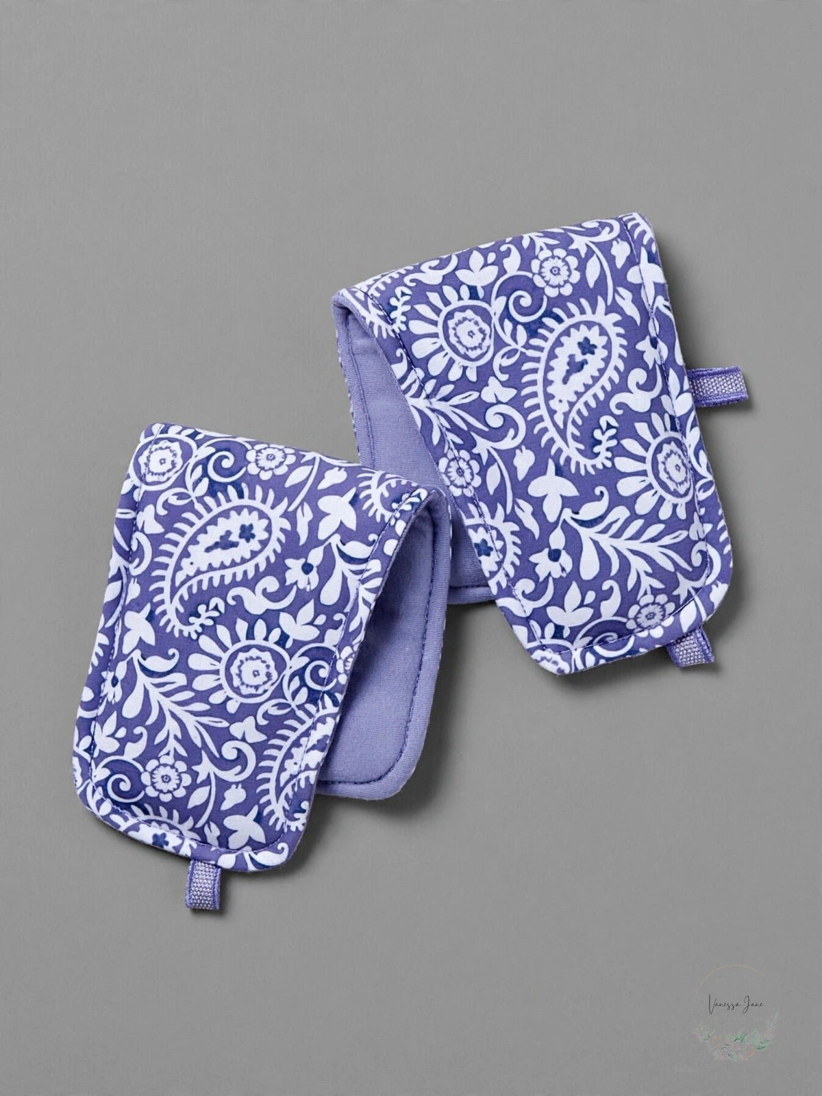 Gaiam Relax Lavender Hand/Foot Wrap Purple, One Size