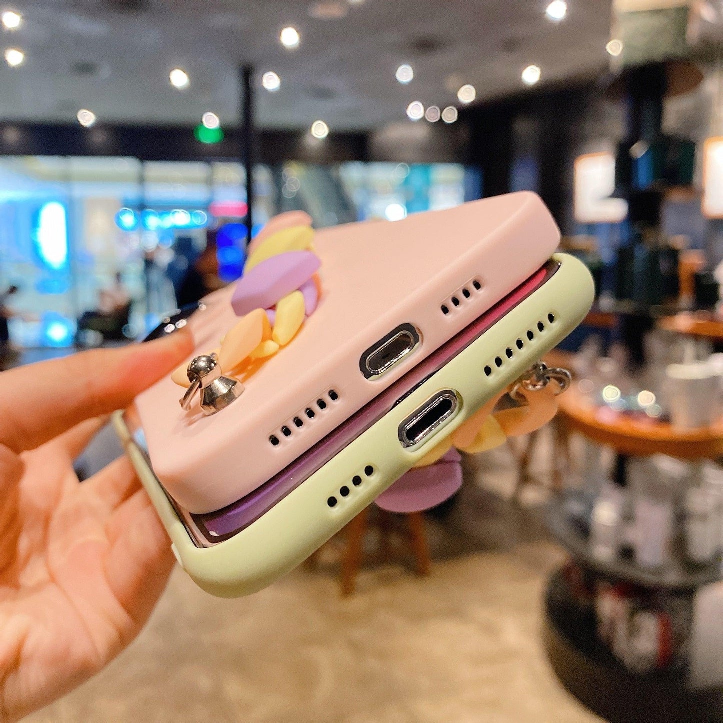 Modern Colorful Bracelet Phone Case For iPhone 11 12 13 Pro Max X XS XR 6 7 8 Plus 12 Mini Colorful Heart-Shaped Chain Silicone Cute Heart Chain Back Cover for iPhone 12 Pro Max Soft Silicone Back Cover