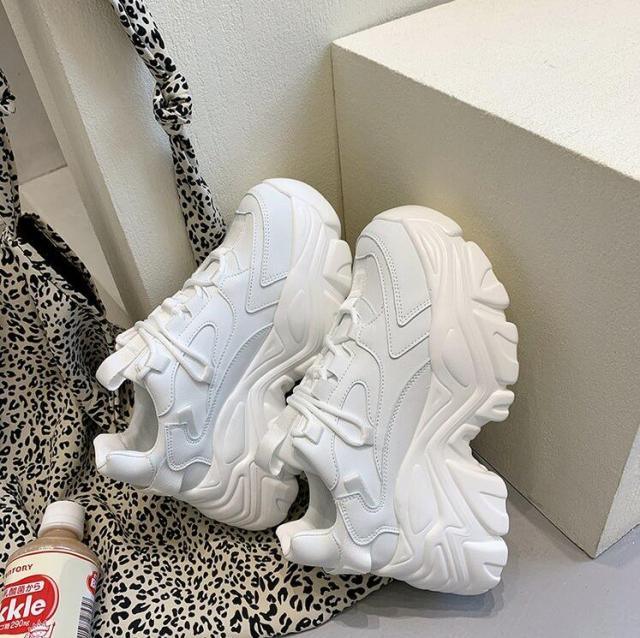 Modern Thick Platform Sneakers Woman Vulcanize Luxury Tennis Sneakers