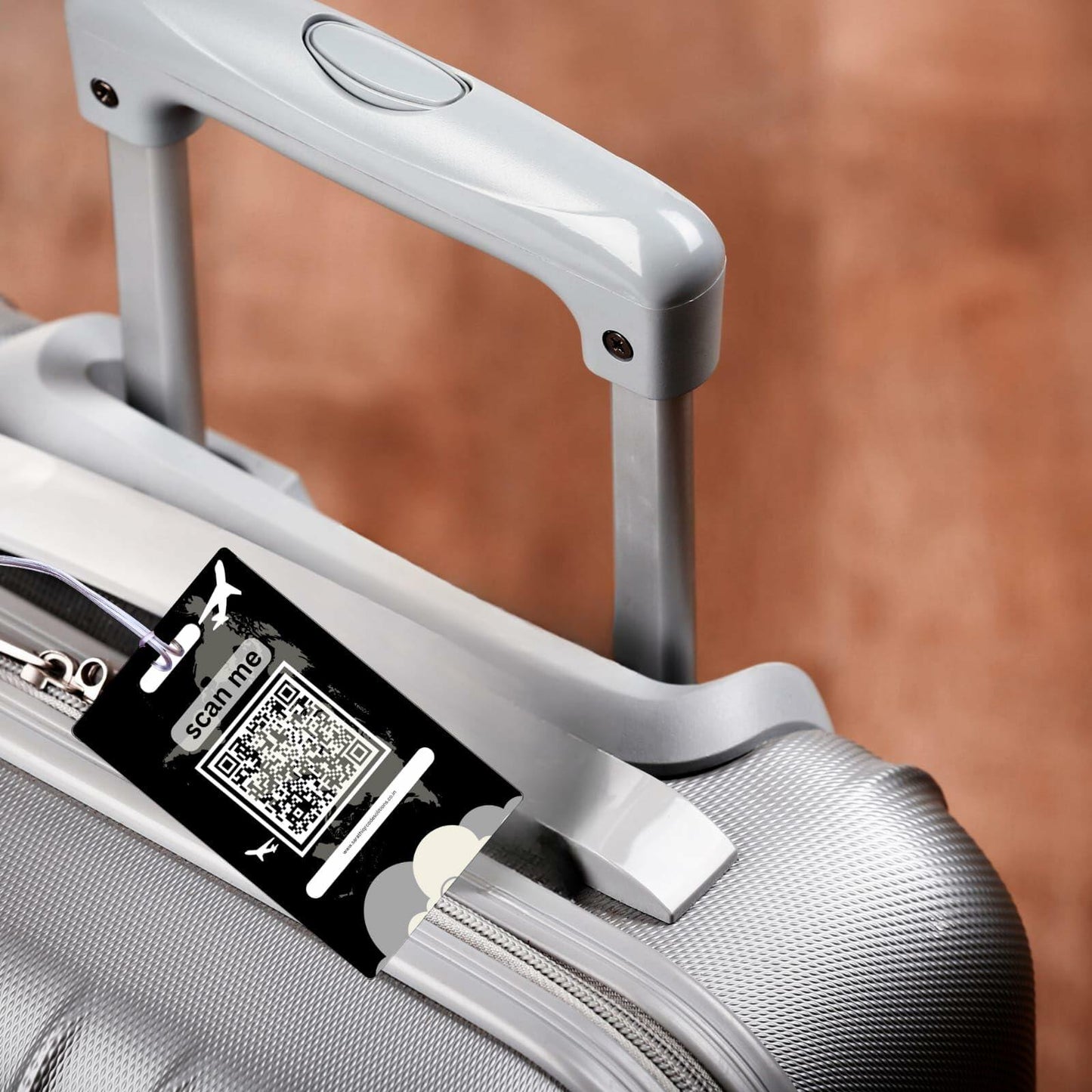 Generic 2 Smart Luggage Tags with Email Alert Privacy Protected Black