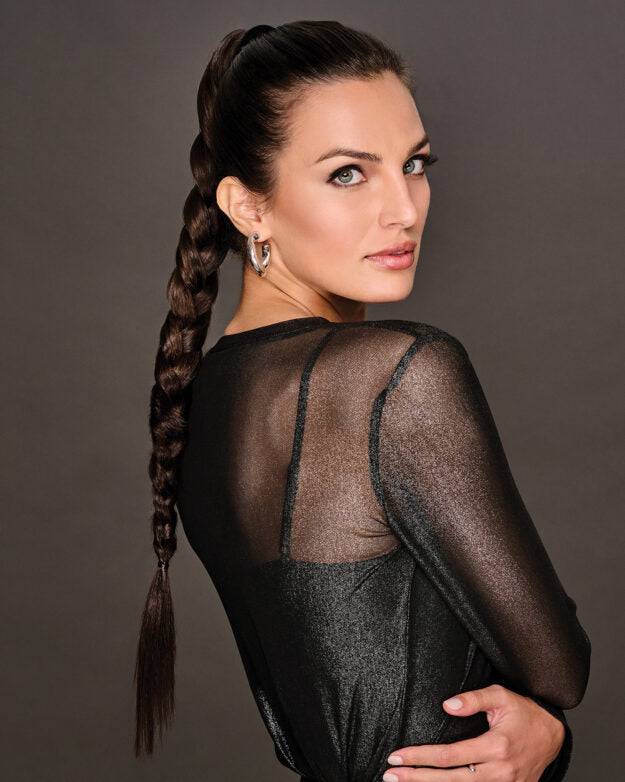 Hairdo Braid Me Up Pony, 26 in, R4 Midnight Brown