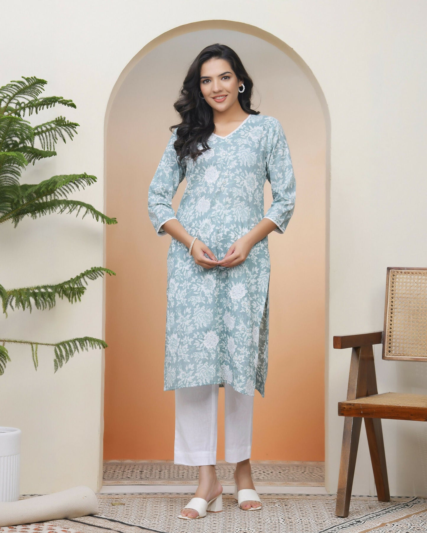 Vaasva Women Mint Cotton Printed Straight Kurti With Pant