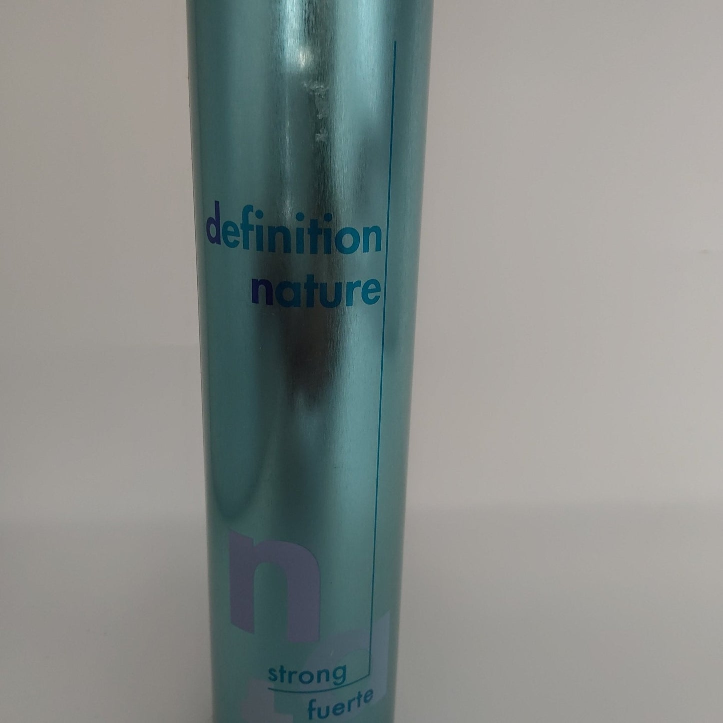 Salerm Definition Nature  Strong Spray - 12 oz