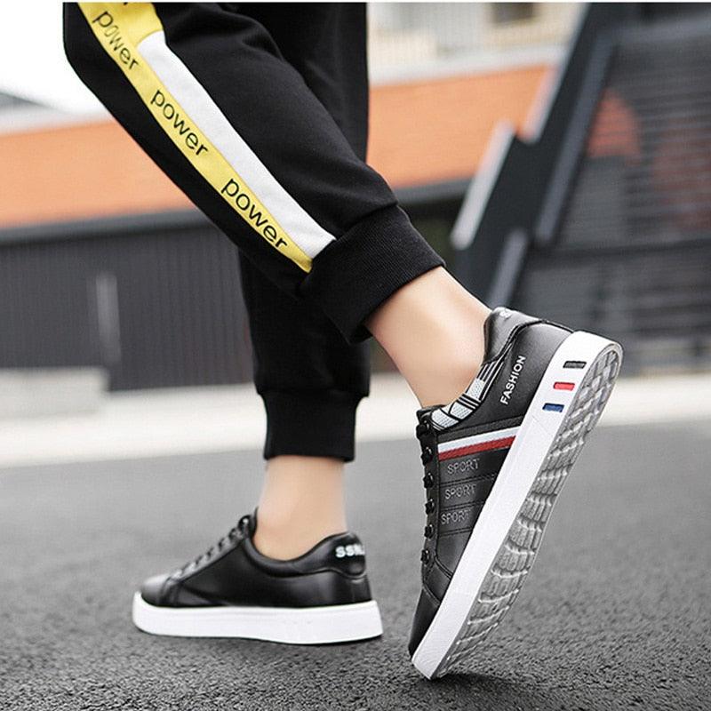 Casual Leather Mens Sneakers Fashion Flat Outdoor Sneakers Classic Sports