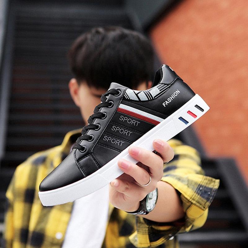Casual Leather Mens Sneakers Fashion Flat Outdoor Sneakers Classic Sports