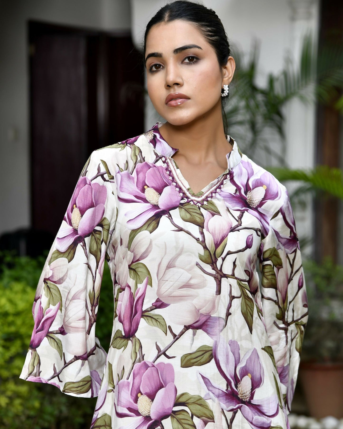 Vaasva Women's Cream Musline Viscose Digital Printed Cord Set